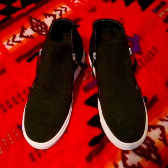 Steve Madden size 8 - Picture 1 of 2